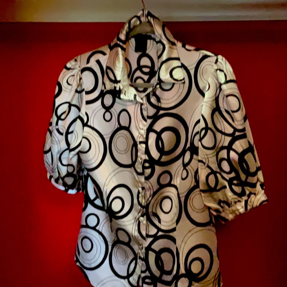 BLACK & WHITE SILK BLOUSE